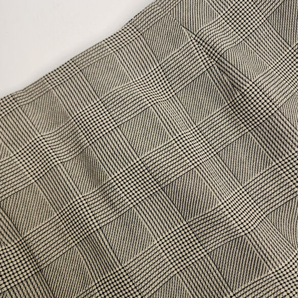 Elegant Gray Plaid Women's Skirt - Picture 3 of 5